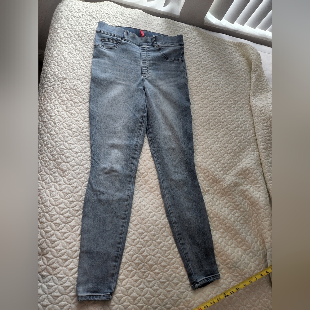 SPANX Blue Skinny Jeans with Modern Appeal